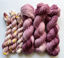 Load image into Gallery viewer, Foxglove Sock Set