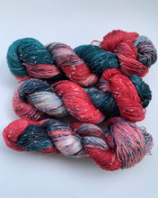 Load image into Gallery viewer, Winter Berry